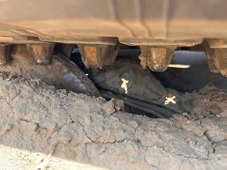 2019-takeuchi-tl8-image-11