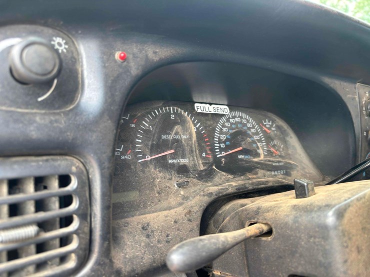 1998-dodge-ram-2500-image-9