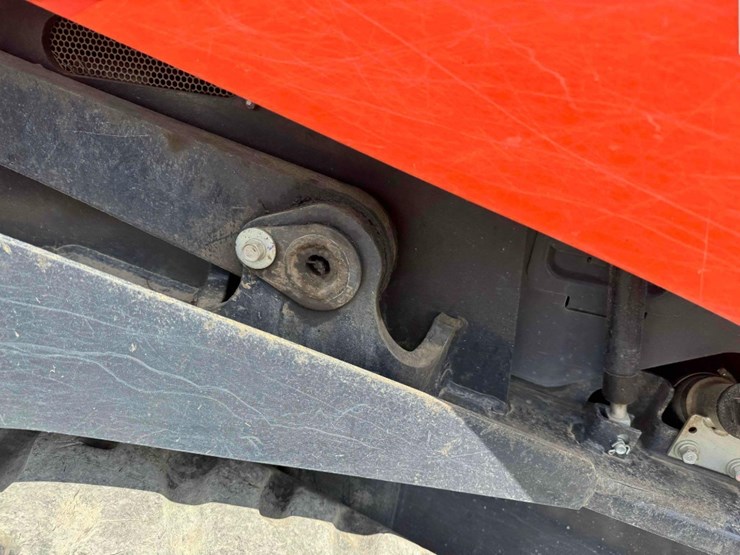 2021-kubota-svl97-2-image-33