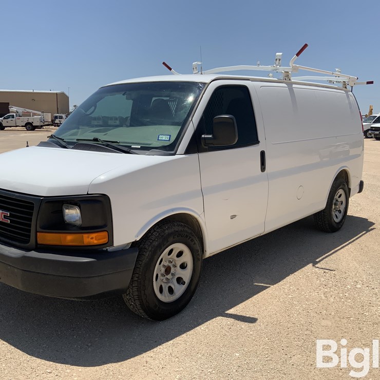 2014 UTILITY Van