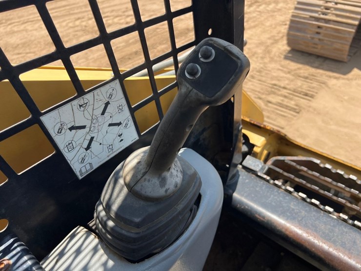 caterpillar-257b-image-27