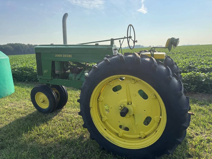john-deere-60-image-12
