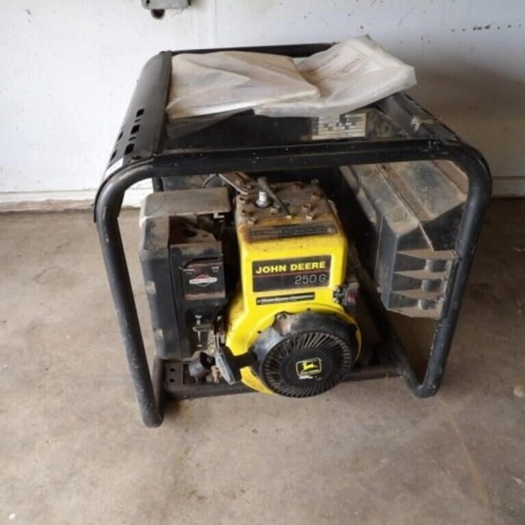 John Deere 250G Portable Generator