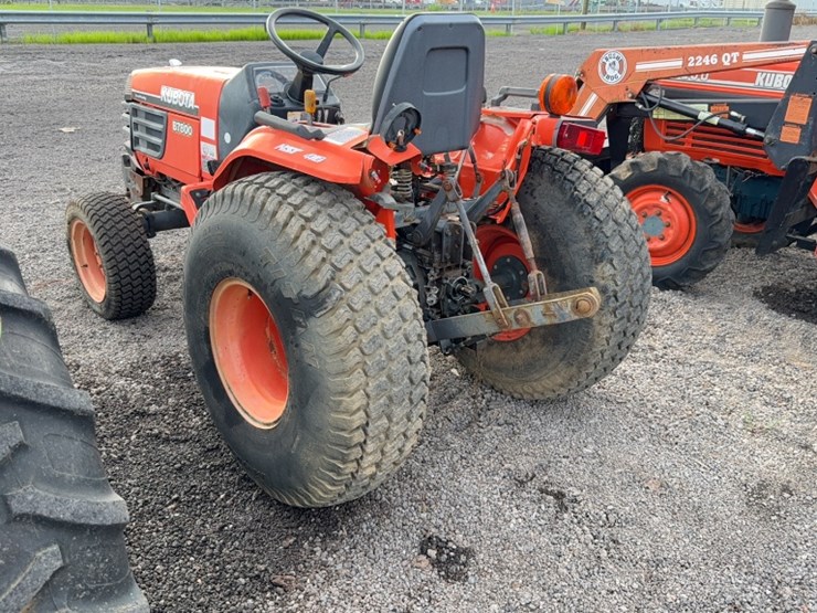 kubota-b7800-image-10