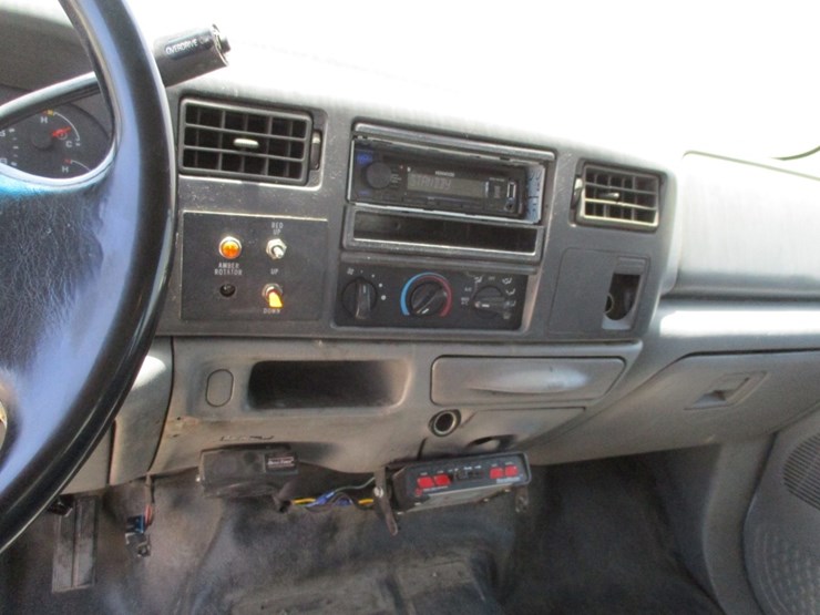 2002-ford-f450-sd-image-9