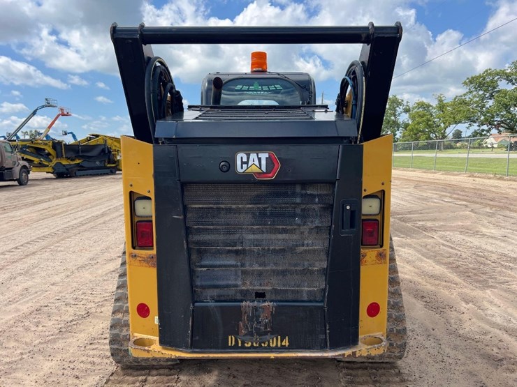 2021-caterpillar-299d3-image-2