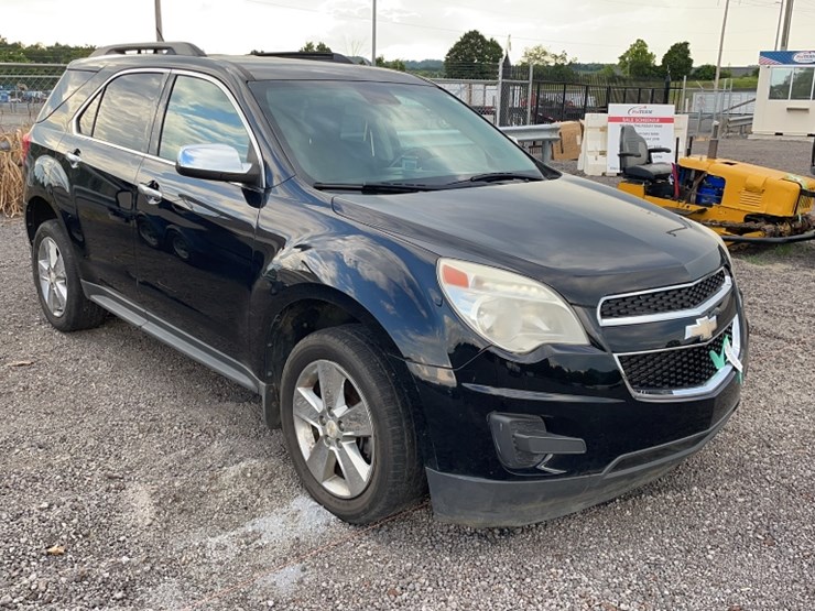 2015-chevrolet-equinox-lt-image-3