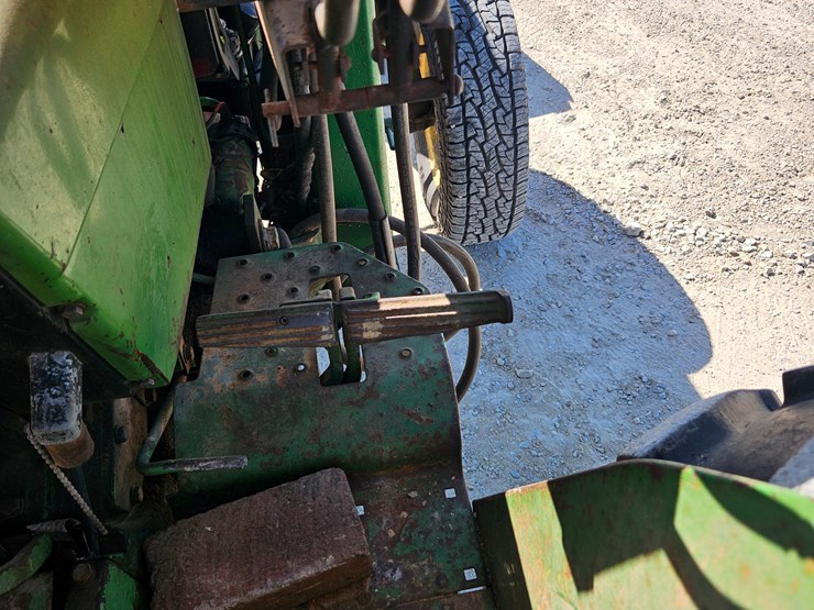 john-deere-2130-image-41