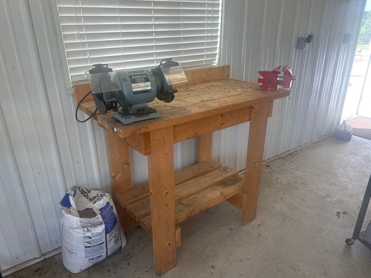shop-bench-image-1