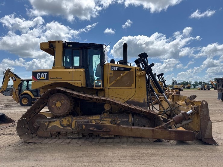 2018-caterpillar-d6t-lgp-image-5