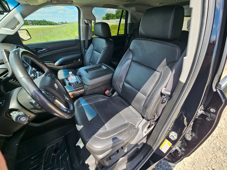2018-chevrolet-tahoe-image-31