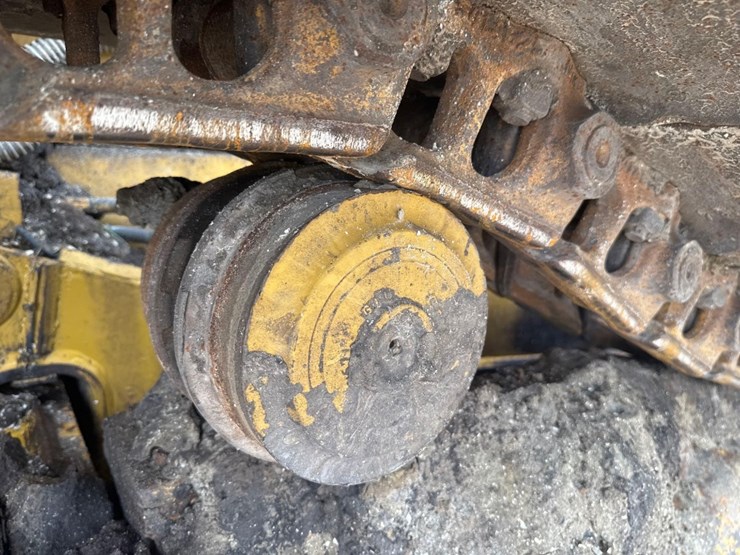 2007-caterpillar-d6n-lgp-image-15