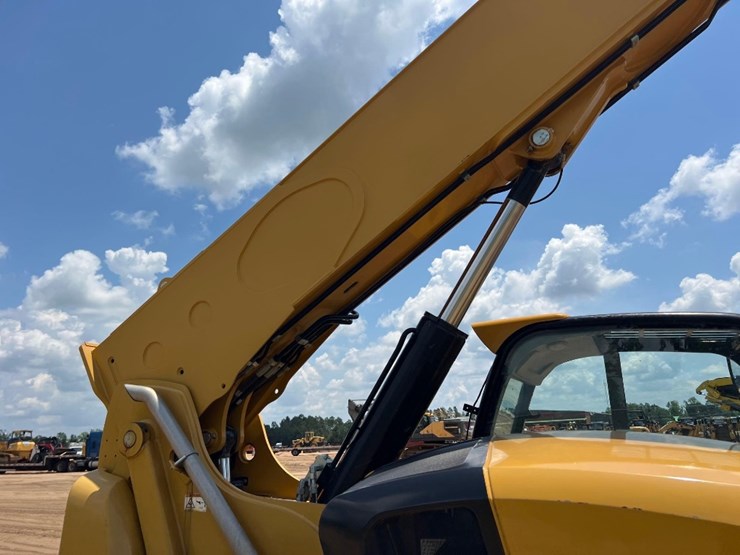 2019-caterpillar-tl1255d-image-25
