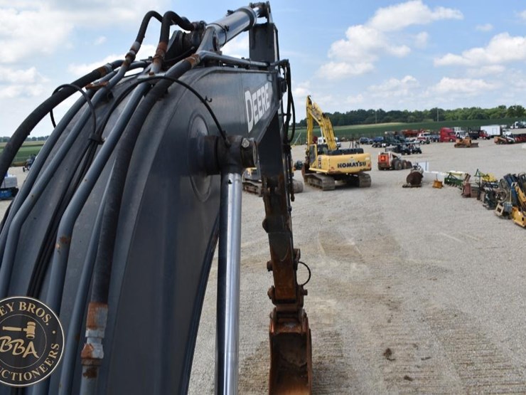 2018-deere-210g-lc-image-81