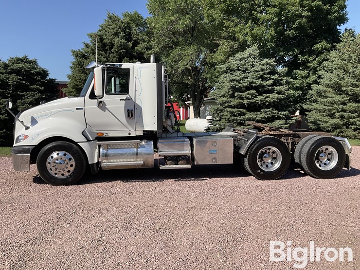 2013-international-prostar-image-8
