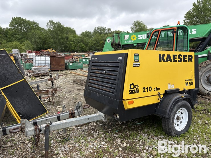 2019-kaeser-mobilair-m58-portable-air-compressor-image-1