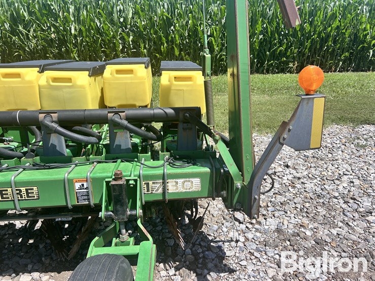 john-deere-1730-image-14