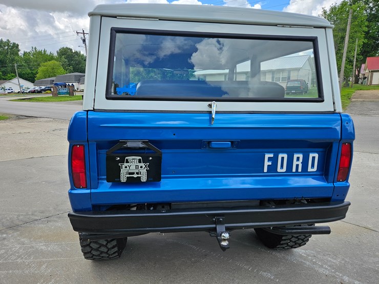 1974-ford-bronco-image-21