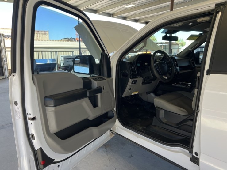 2019-ford-f150-image-24