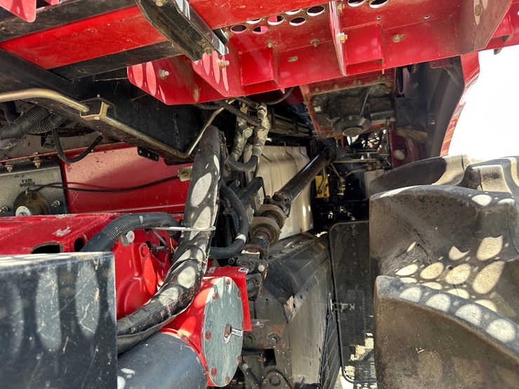 2012-case-ih-7230-image-64