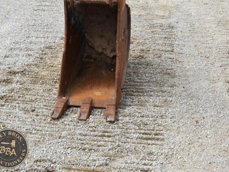 2018-deere-210g-lc-image-86