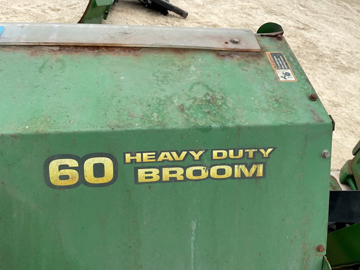 john-deere-60-image-12
