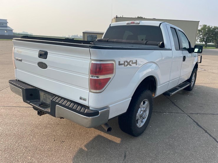 2010-ford-f150-xl-image-4