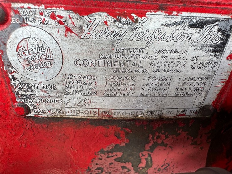 massey-ferguson-30-image-41