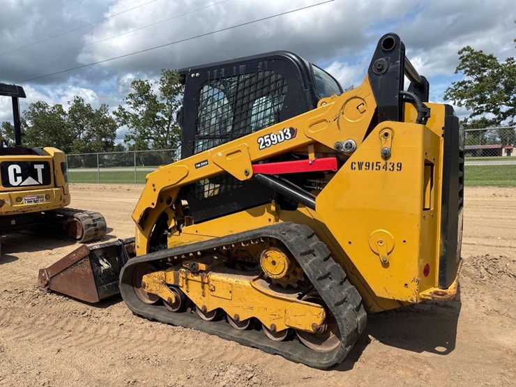2021-caterpillar-259d3-image-8
