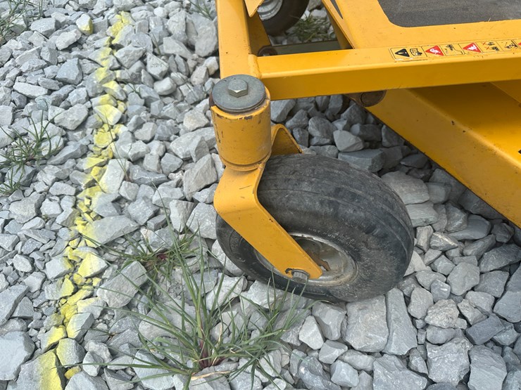 #16-•-hustler-sport-zero-turn-mower-09091313-inv#:-25451-image-7