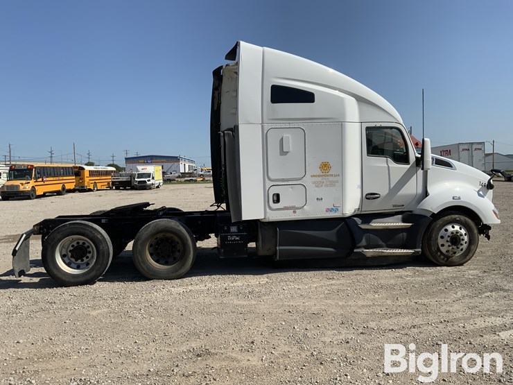 2017-kenworth-t680-image-4