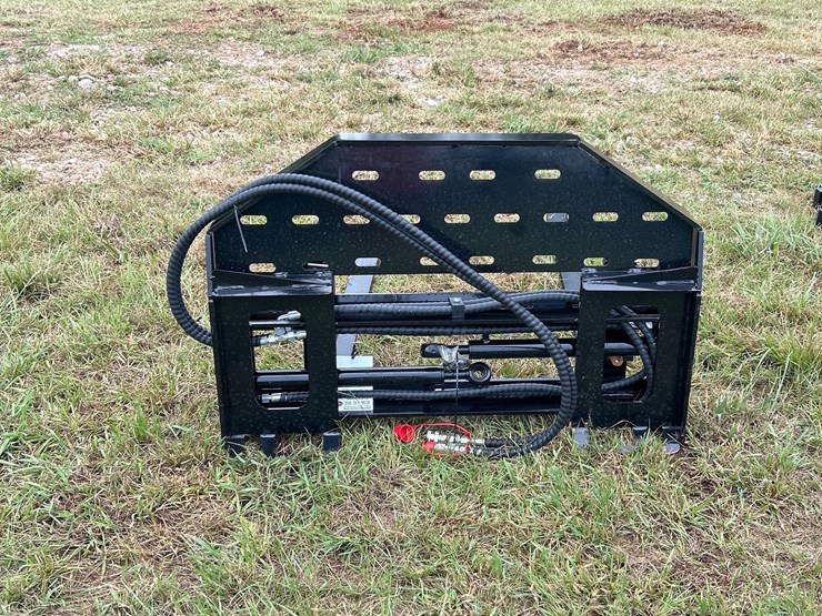 #170-•-skid-steer-side-shift-fork-image-2