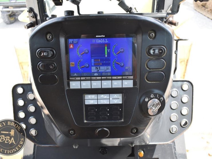 2015-komatsu-d61exi-23-image-58