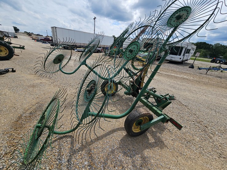 john-deere-702-image-7