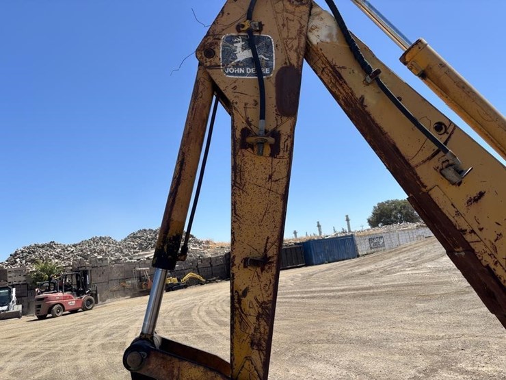 deere-510d-image-17