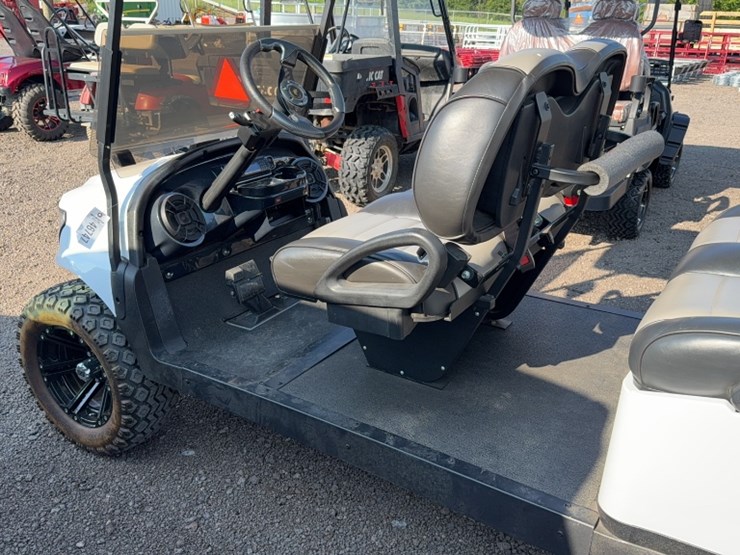 #3099-•-club-car-gas-golf-cart-image-9