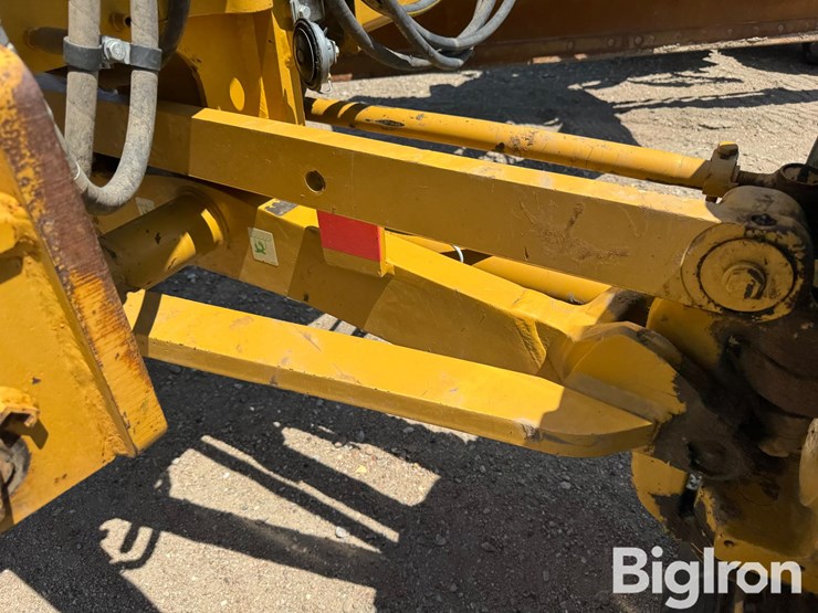 2010-caterpillar-12m-image-20