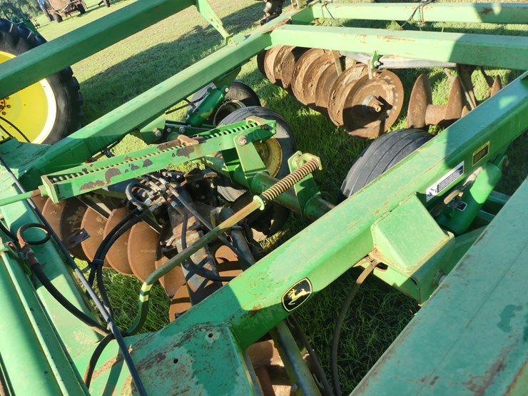 john-deere-637-image-8
