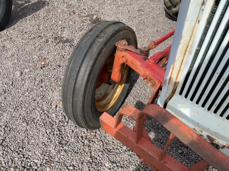 ford-tractor-image-5