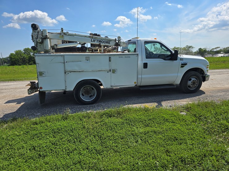 2008-ford-f350-image-35