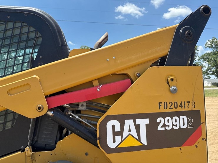 2018-caterpillar-299d2-image-22