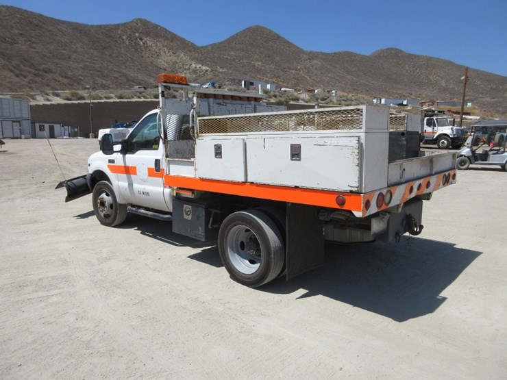 2002-ford-f550-sd-image-2