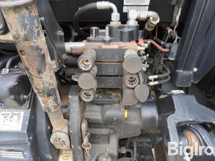 1996-case-ih-5230-image-11