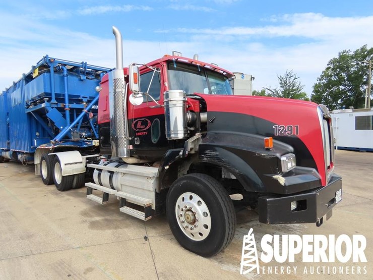 2013-western-star-4900-image-2