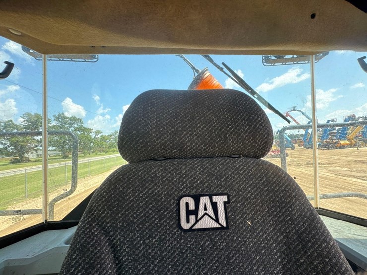 caterpillar-962m-image-29
