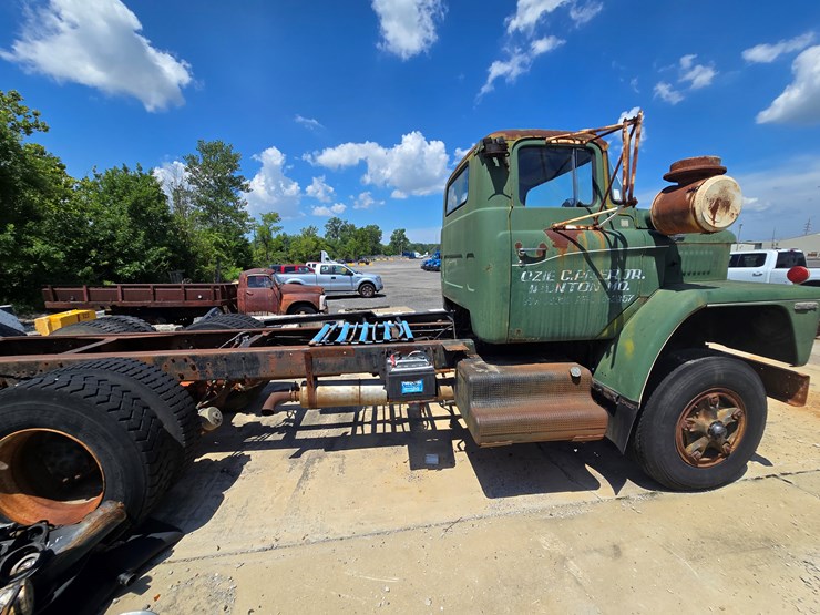 dodge-800-image-11