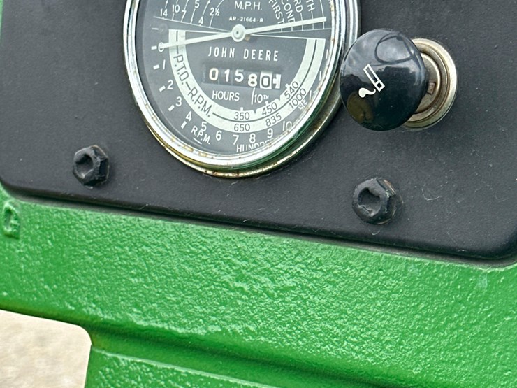 john-deere-620-image-12