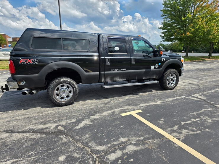 2015-ford-f350-image-32