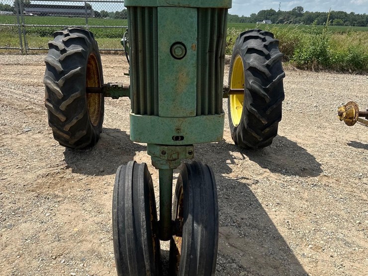 john-deere-420-image-2