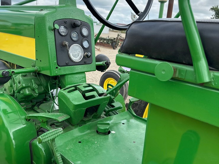 john-deere-620-image-10